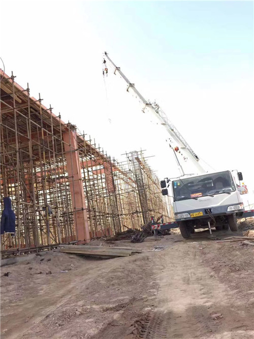 云冈区吊车作业的安全注意事项有哪些？